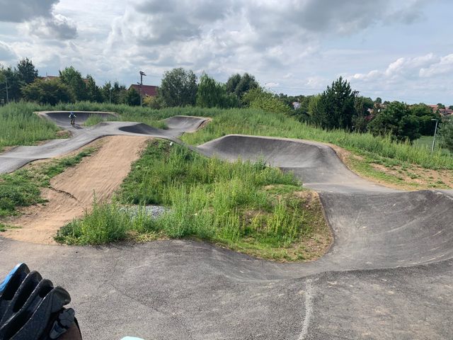 Pumptrack Holubice / Kozinec